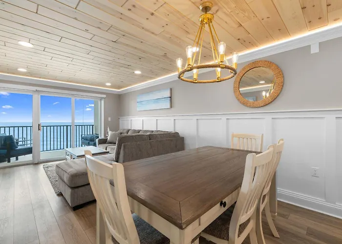 Holiday home Spectacular Oceanfront Penthouse - Unit 1203 *