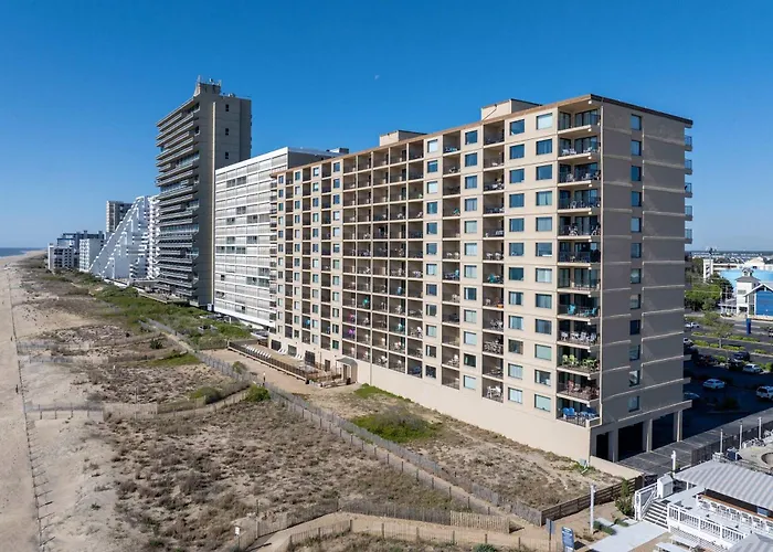 Spectacular Oceanfront Penthouse - Unit 1203 Holiday home