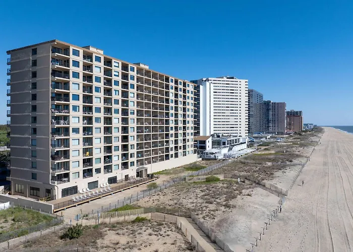 Spectacular Oceanfront Penthouse - Unit 1203